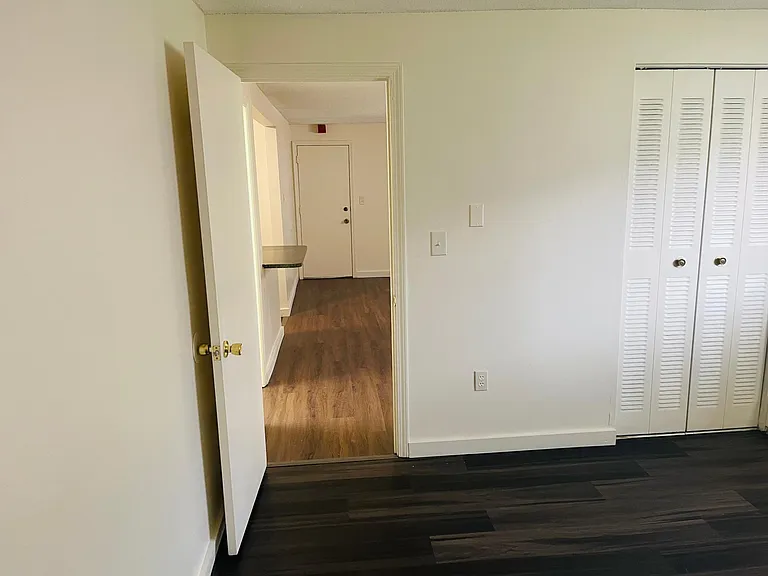 123 English Village Rd #103 — Photo 6