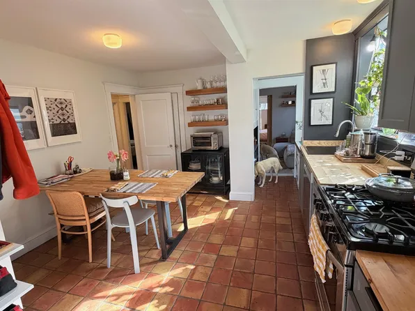 138 Larch Rd #2, Cambridge, MA 02138