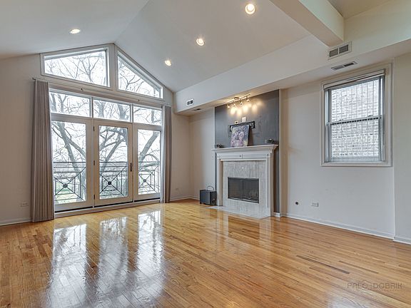 4th image of 3821 S Wabash Ave APT 3N