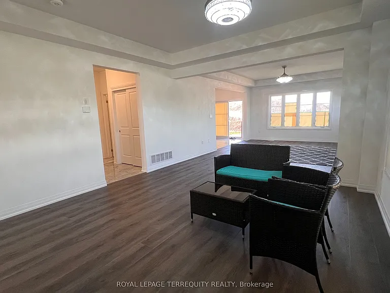 119 Acacia Rd — Photo 8