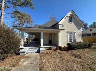 215 2nd Ave SW, Magee, MS 39111