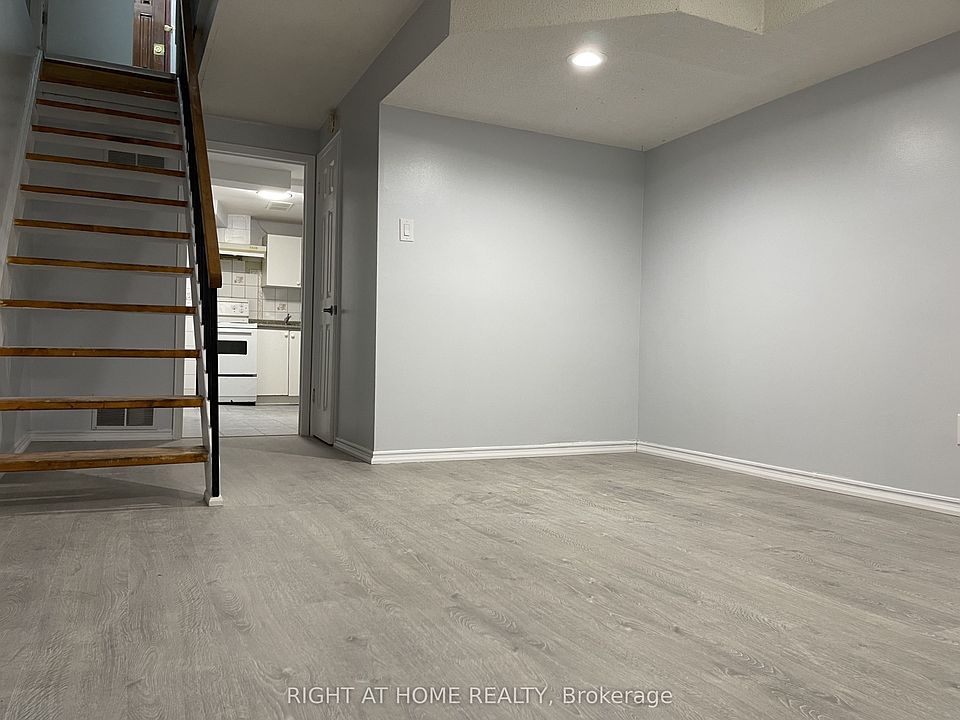 1st image of 12 Quarry Ct