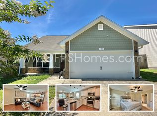 454 Eisenhower Dr, Crestview, FL 32539