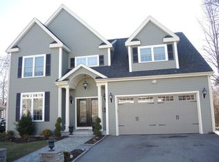 39 Horace St, Needham, MA 02494