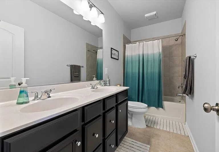 4641 Wistar Creek Dr #B — Photo 37