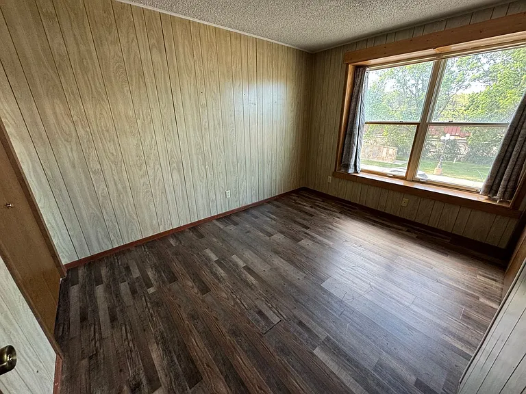 400 E Pike Ave #1 & 2 — Photo 17