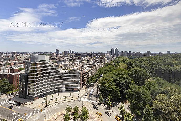 1st image of 300 W 110th St APT 17A