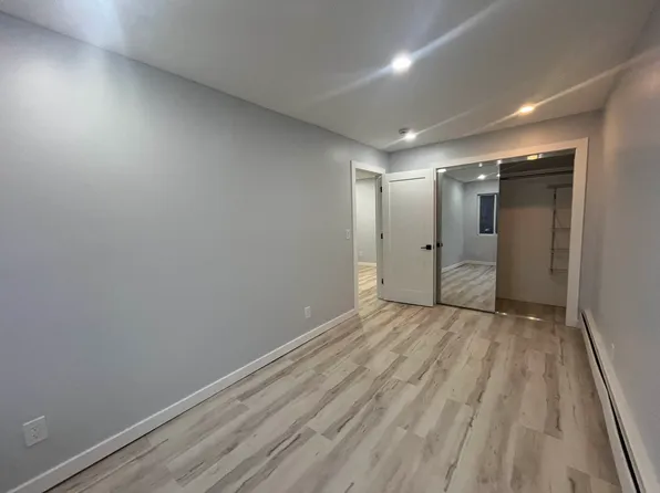 987 Halsey Street image 7 of 11