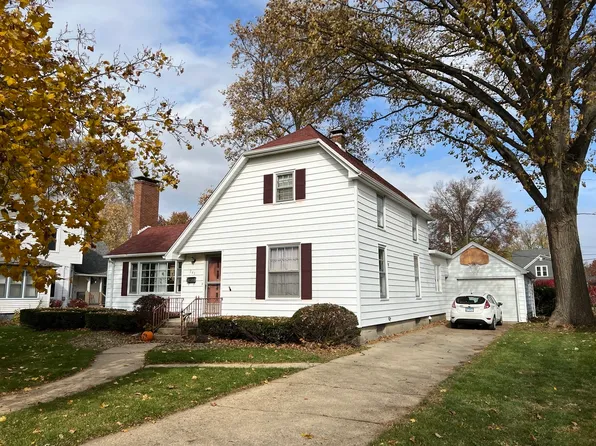 243 W Patton St, Paxton, IL 60957