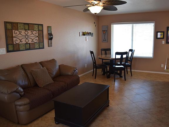 FAMILY RM/DINING