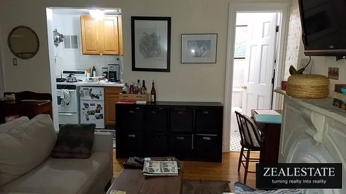 Rented by ZealEstate Group Inc | media 18