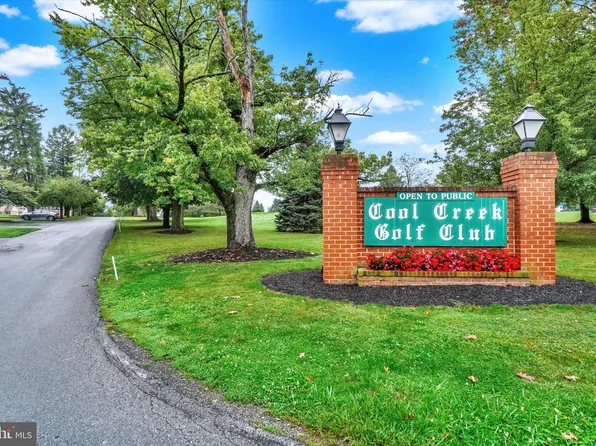972 Eagle Ln #972, Wrightsville, PA 17368