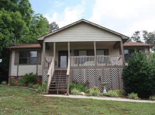 2624 Liberty Hill Dr, Louisville, TN 37777