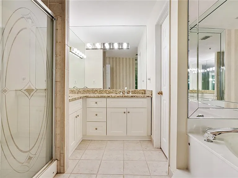 3203 Lenox Rd NE #6 — Photo 13