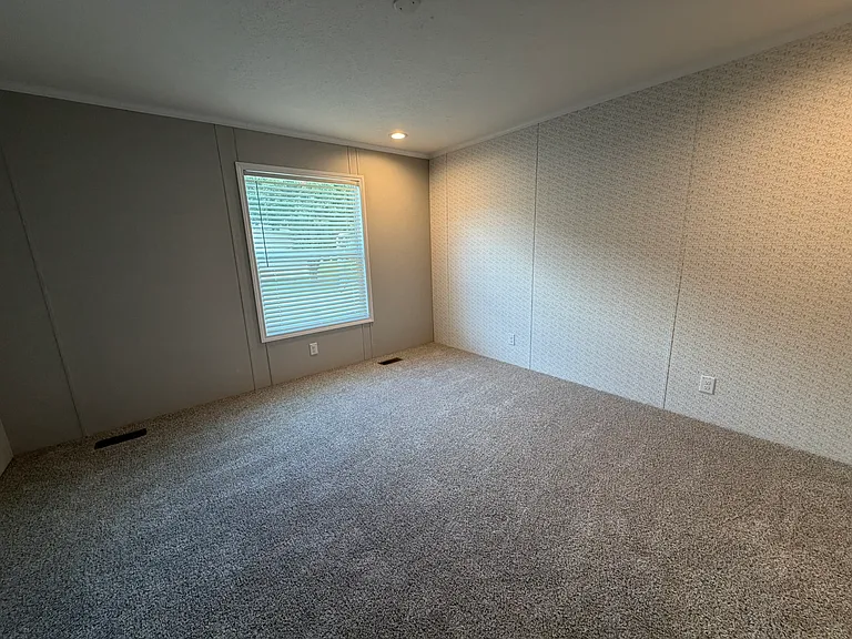 1350 Progress Way #112B — Photo 12