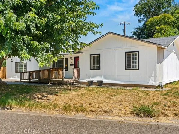 30 McGlynn Dr, Red Bluff, CA 96080