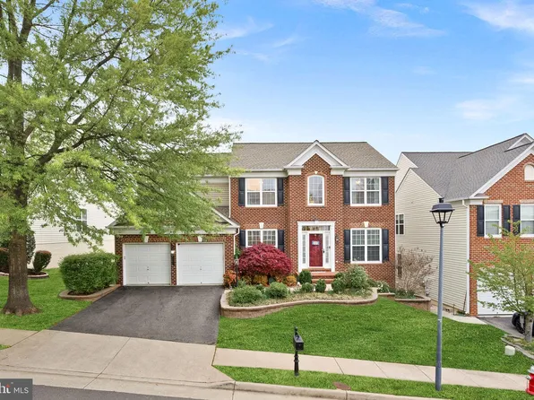 8192 Douglas Fir Dr, Lorton, VA 22079