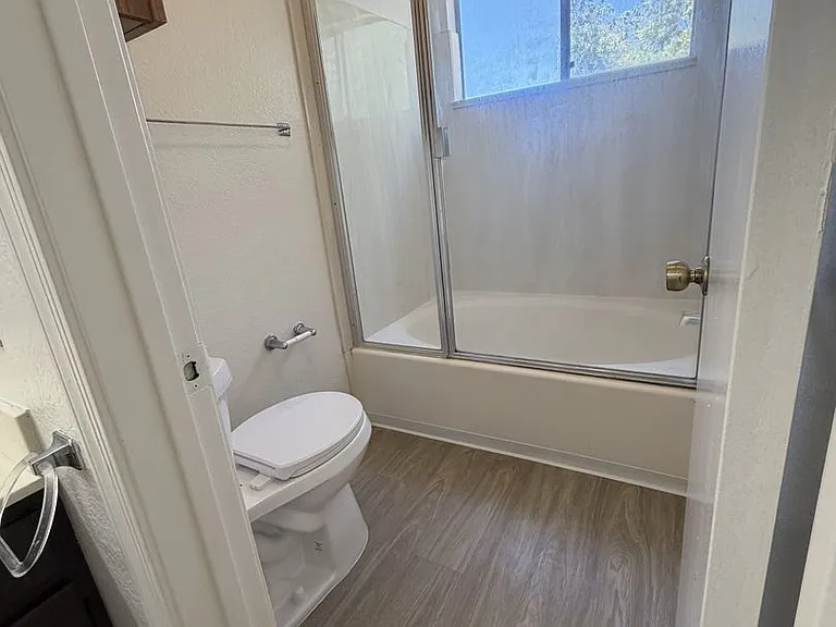6220 W Beryl Ave — Photo 17