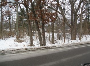 0 Oakguard Ct, White Lake, MI 48383