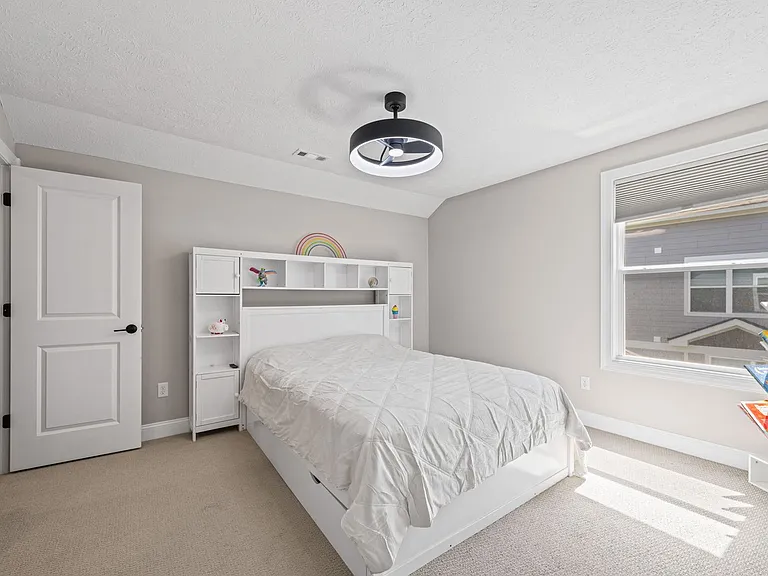 233 Lake Balaton Dr — Photo 26