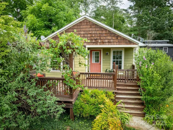 62 Rumbough Pl, Asheville, NC 28806