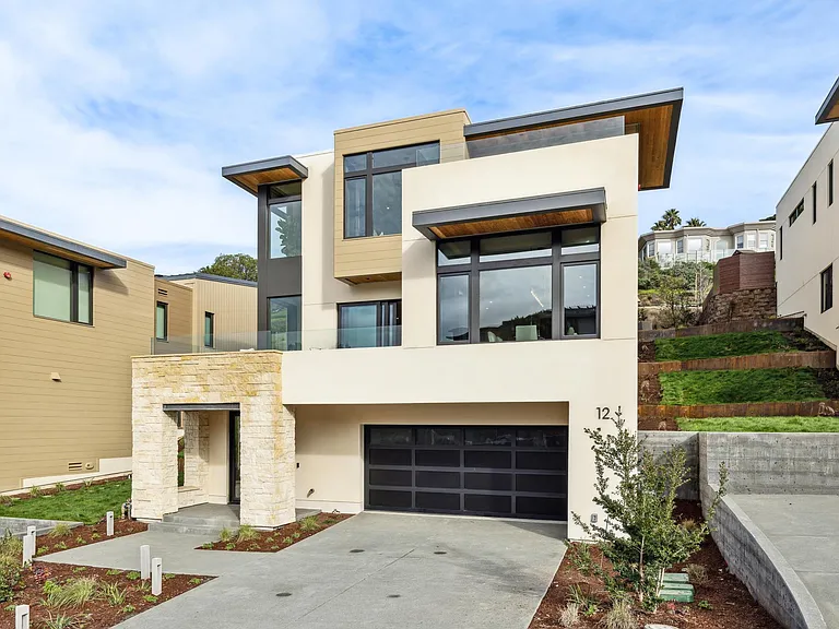 16 Oak Shore Dr — Photo 3