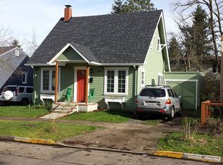 1969 Emerald St, Eugene, OR 97403