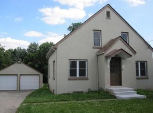 303 Egypt Rd, Mont Clare, PA 19453