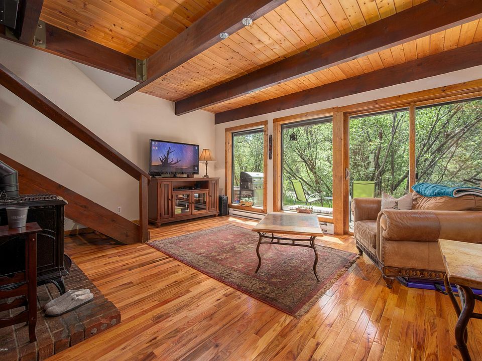 1st image of 704 W Snow King Ave