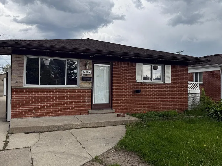 6042 Highview St — Photo 1