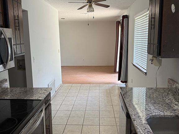 5th image of 9604 NE 3rd St