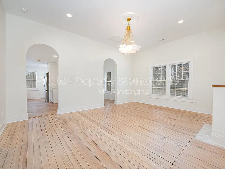 3612 E Brief Rd — Photo 3