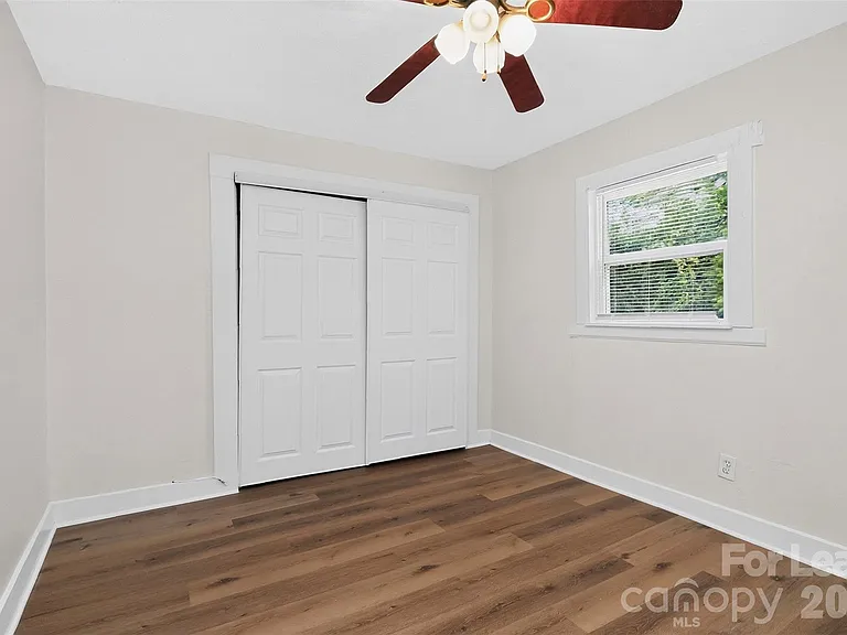 4016 Bearwood Ave — Photo 16