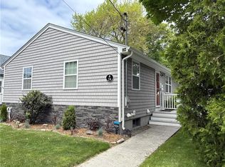 24 Southmayd St, Newport, RI 02840