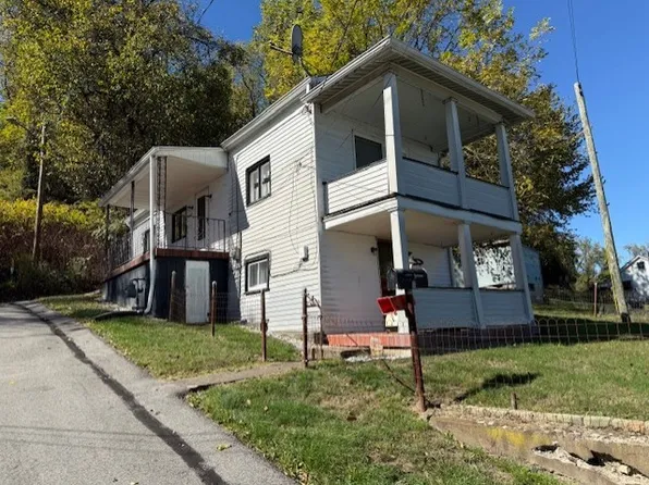 1101 1/2 Oakland Ave, Charleroi, PA 15022