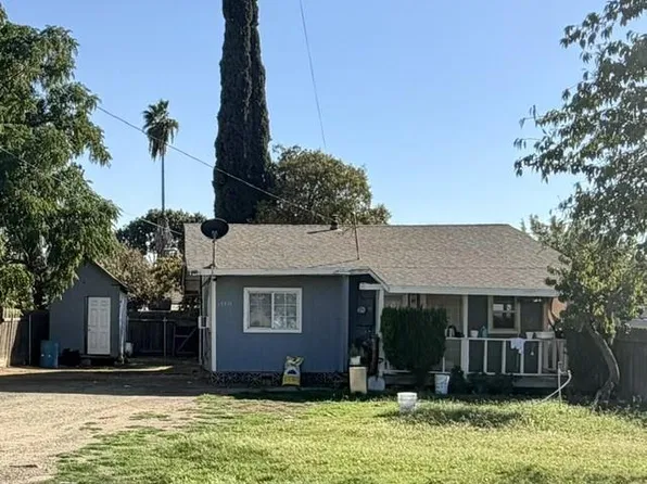 13371 Le Grand Rd, Le Grand, CA 95333
