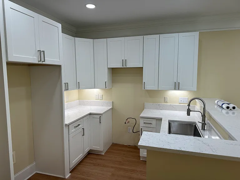 115 Windermere Dr #405 — Photo 30