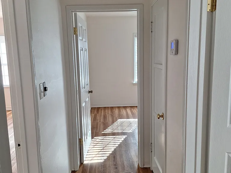 1731 N Lincoln St — Photo 10