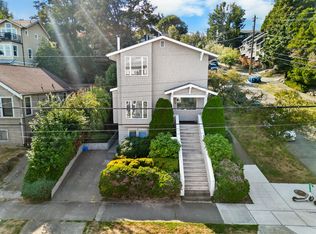 139 26th Ave E #A, Seattle, WA 98112