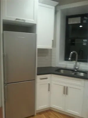 Rented by Elite NY Holdings | media 42