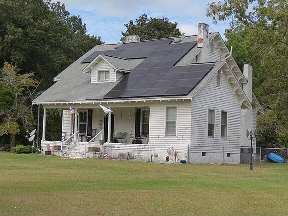 2nd image of 203 Wildwood Dr