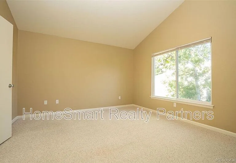 1917 Wildrose Dr — Photo 11