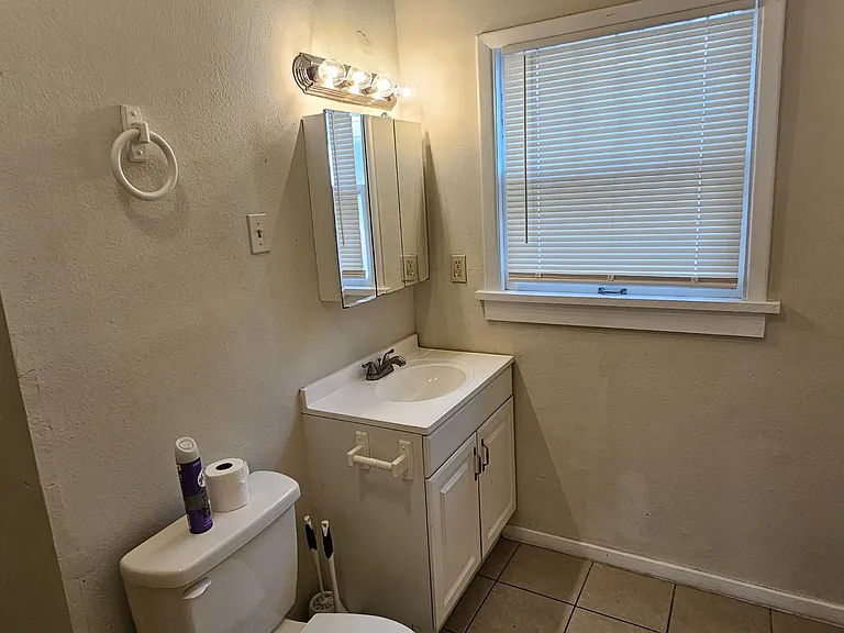 532 N Estelle Ave — Photo 9