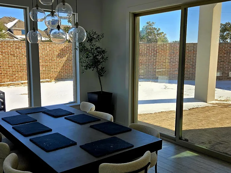 5304 Statesman Ln — Photo 10