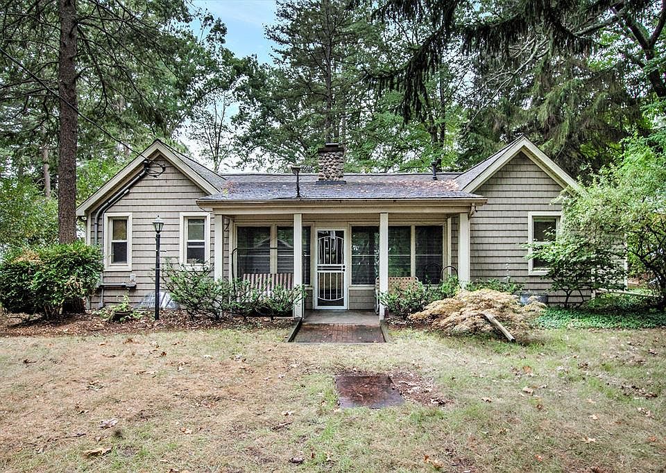 980 Lakewood St, Pullman, MI 49450 Zillow