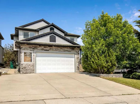 31 SE Gleneagles Ter, Cochrane, AB T4C 1W4