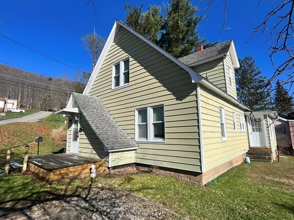 501 Allegheny St, Smethport, PA 16749