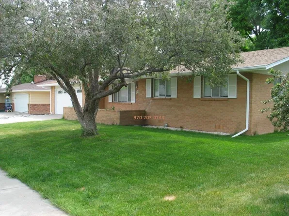 1813 James Dr, Loveland, CO 80538