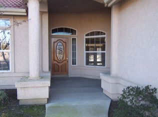 2465 Presidential Dr, Tulare, CA