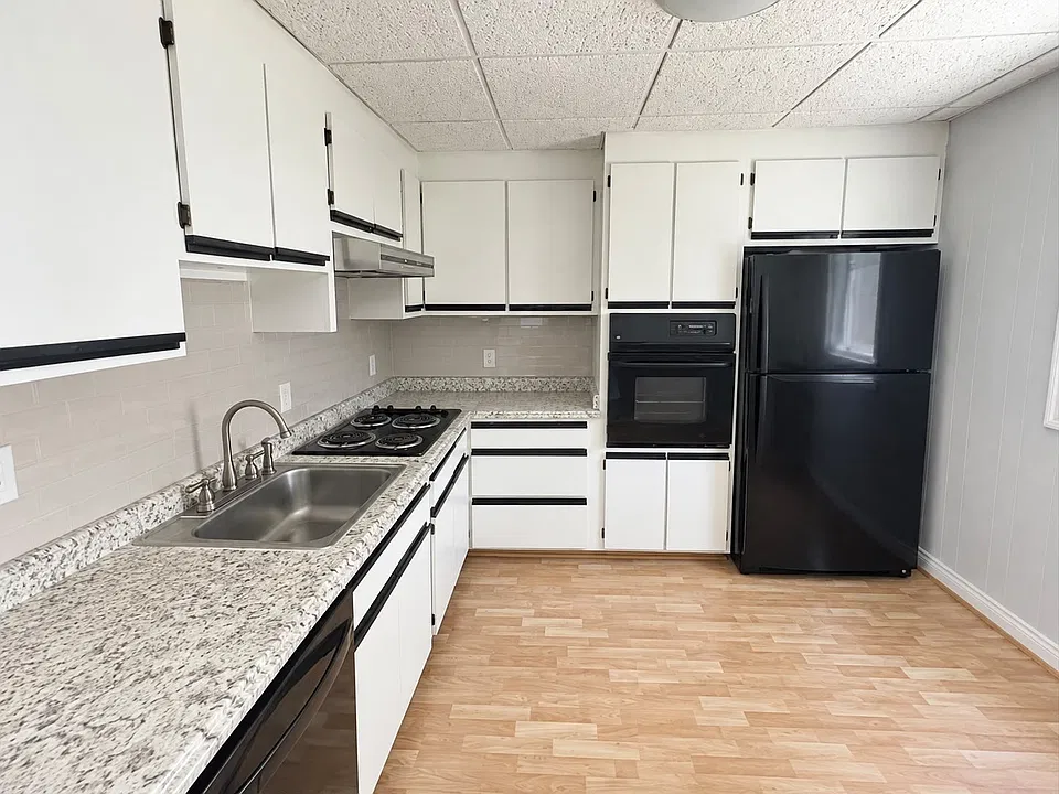 59 Highland Ave #1